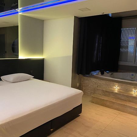 Drops Motel 阿雷格里港 外观 照片