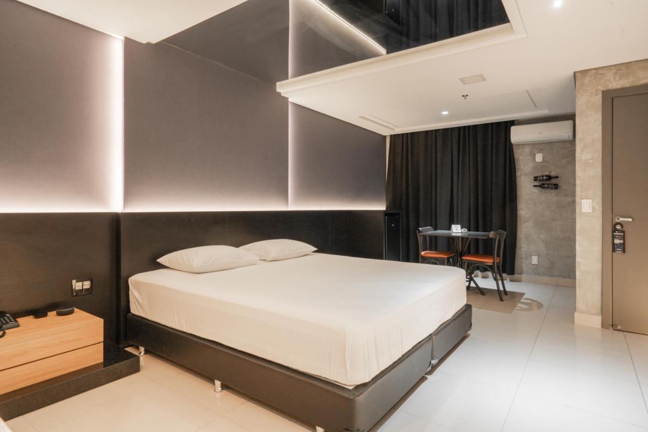 Drops Motel 阿雷格里港 外观 照片