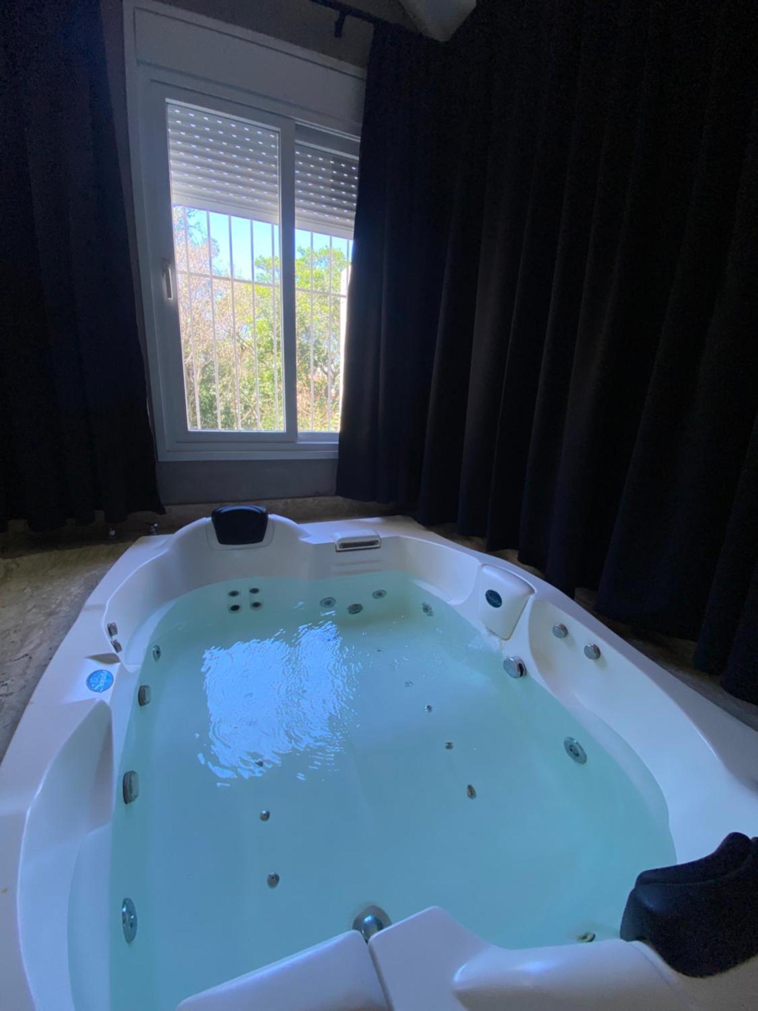 Drops Motel 阿雷格里港 外观 照片