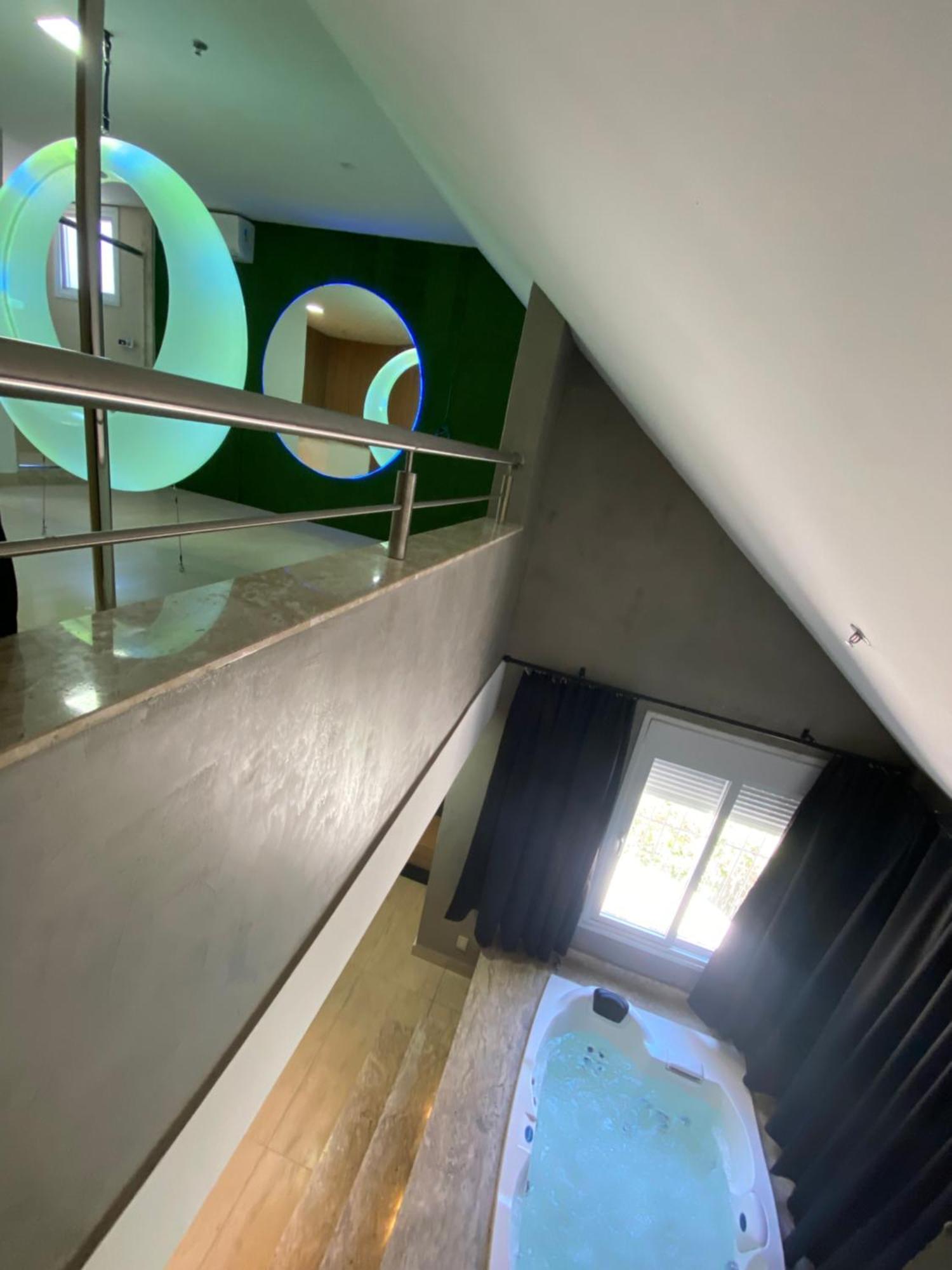 Drops Motel 阿雷格里港 外观 照片