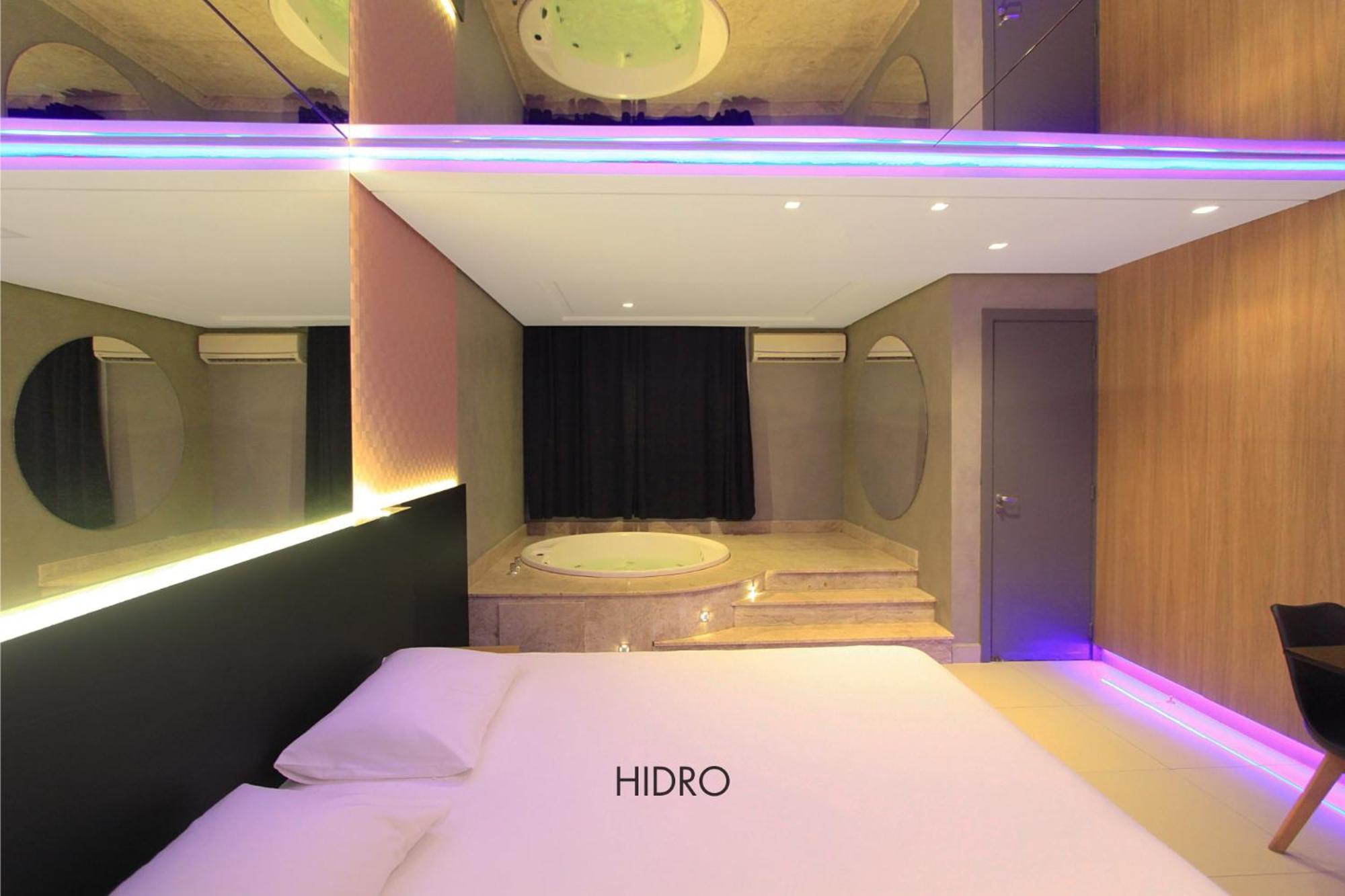 Drops Motel 阿雷格里港 外观 照片