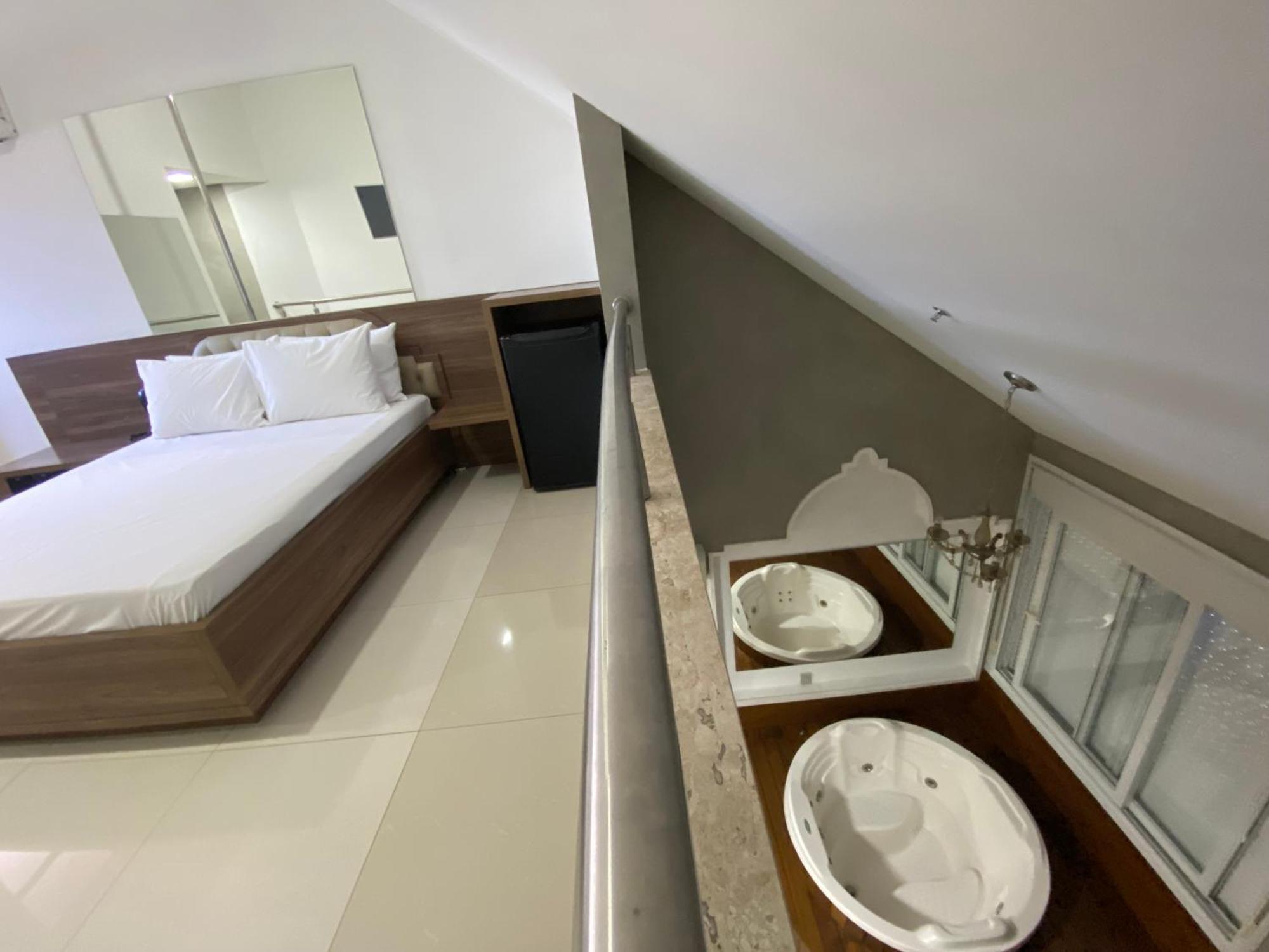 Drops Motel 阿雷格里港 外观 照片